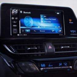 pantalla-C-HR Pantalla Toyota C-HR